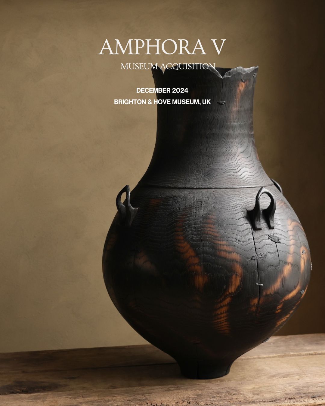 Amphora V acquired by Brighton Museum